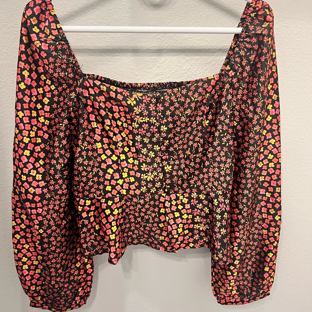 Honey Punch Black and Orange Puff Sleeve Blouse